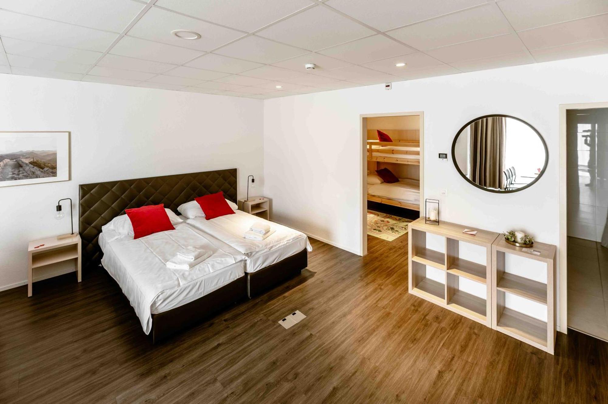 Los Lorentes Apartments Bern Airport Belp Luaran gambar